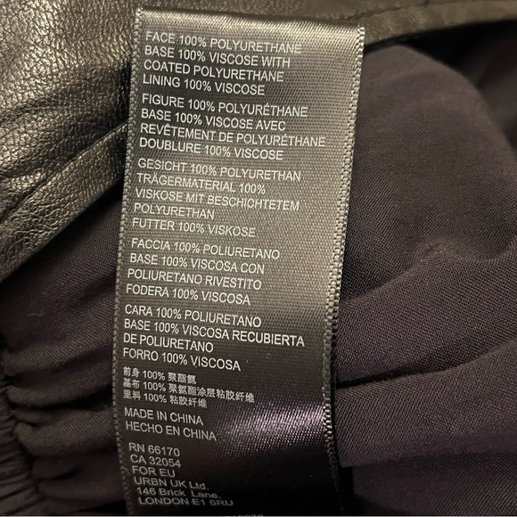 Free People New Love One Piece Jumpsuit Romper Faux Leather Size Small - Picture 14 of 15